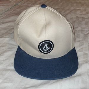 VOLCOM HAT